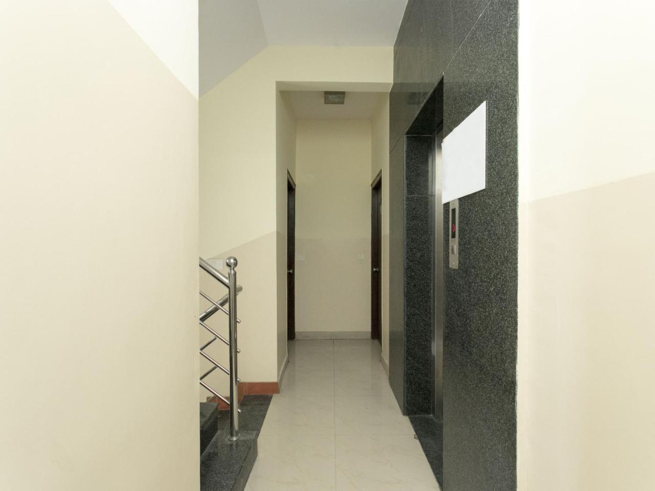 Oyo 10378 Hotel Hibiscus Mayflower Bangalore Exterior photo